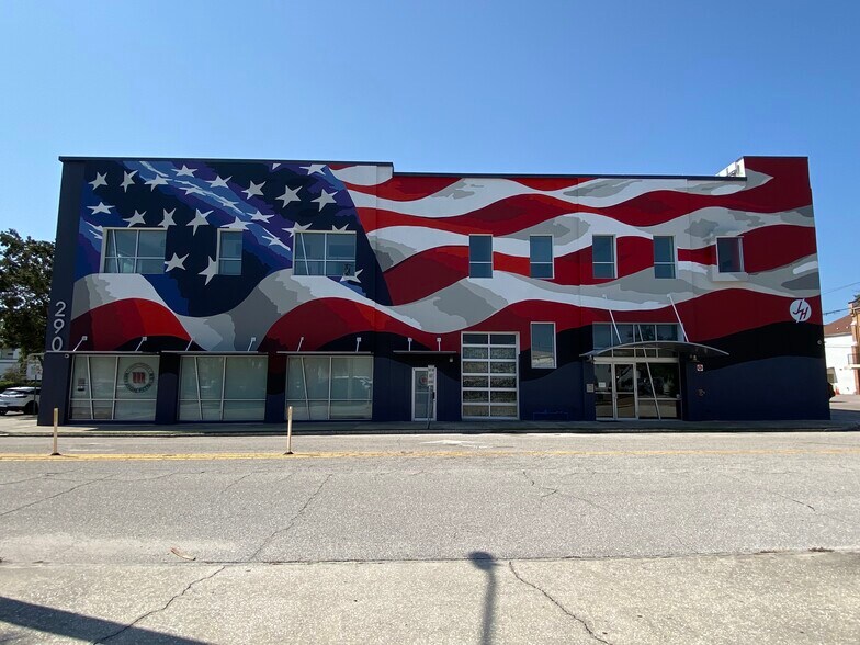 More Photos Of 290 9th St N, Saint Petersburg Storefront Retail Office For Lease