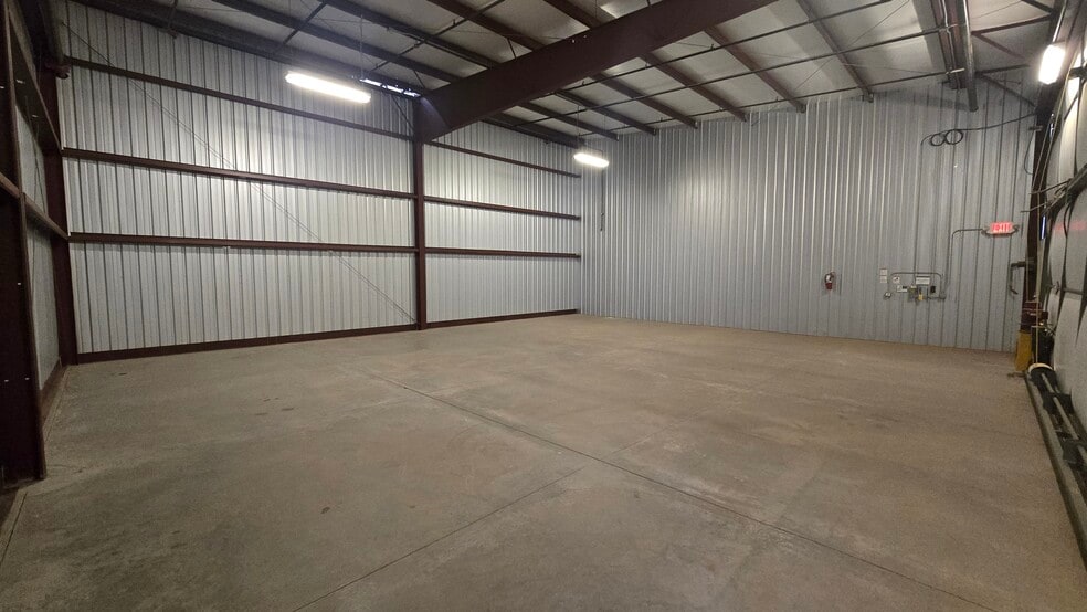 More Photos Of 5655 S Sossaman Rd, Mesa Airplane Hangar For Sale
