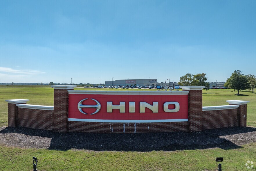 More Photos Of 100 Hino Blvd, Marion Manufacturing For Lease
