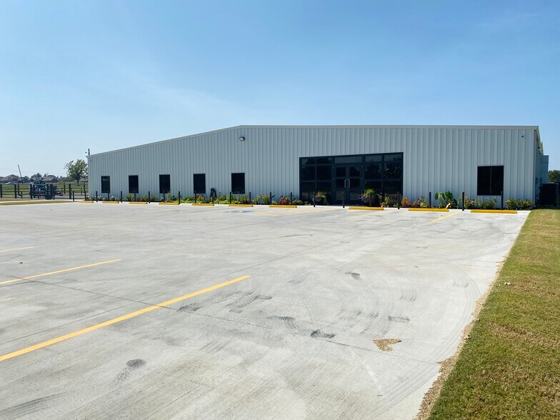 More Photos Of 11200 S 225th East Ave, Broken Arrow Industrial For Sale