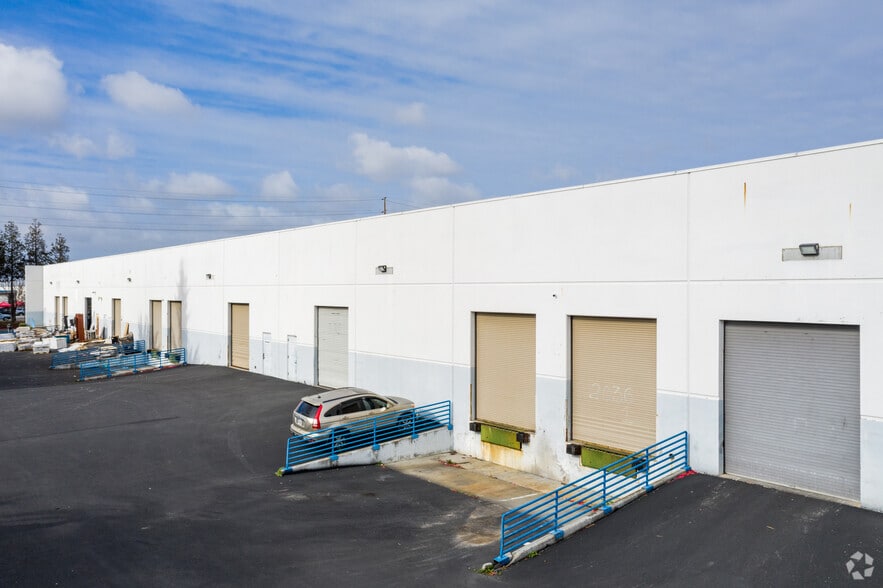 More Photos Of 2000-2036 Senter Rd, San Jose Warehouse For Lease
