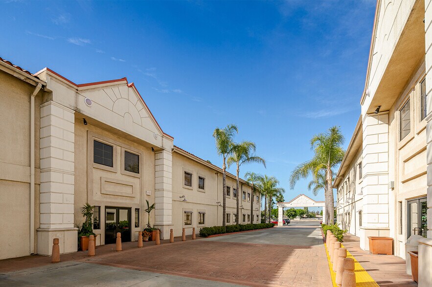 More Photos Of , Orange Office For Sale