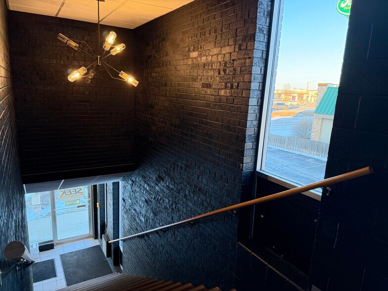 More Photos Of 3003 W College Ave, Appleton Office For Lease