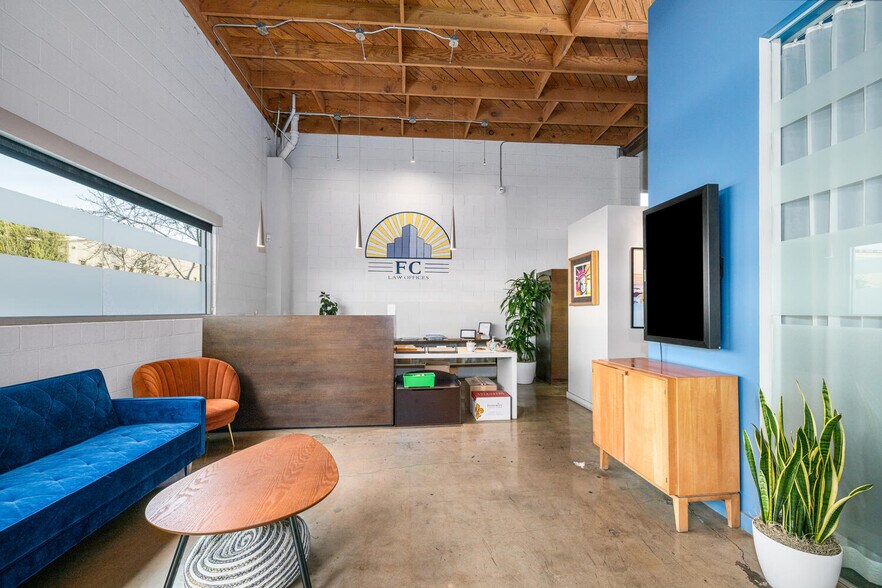 More Photos Of 1342 Coronado Ave, Long Beach Loft Creative Space For Lease