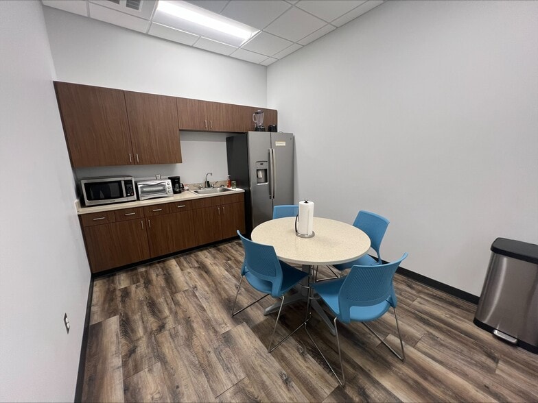 More Photos Of 105 N 15th St, Ashland Office For Lease