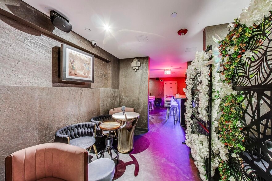 More Photos Of 1355 U St NW, Washington Restaurant For Lease