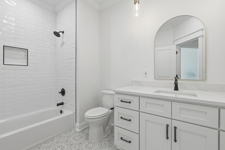 More Photos Of , Savannah Specialty For Sale