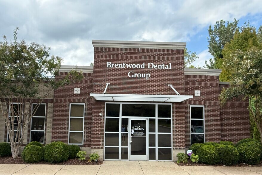 More Photos Of 8112 Isabella Ln, Brentwood Office For Lease