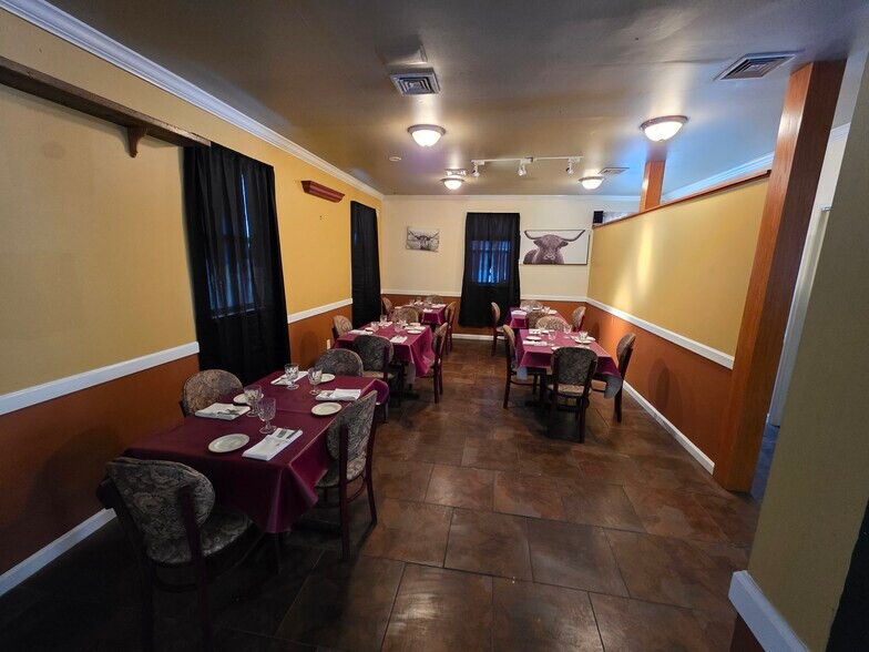 More Photos Of 923 State Route 32, Highland Mills Restaurant For Lease