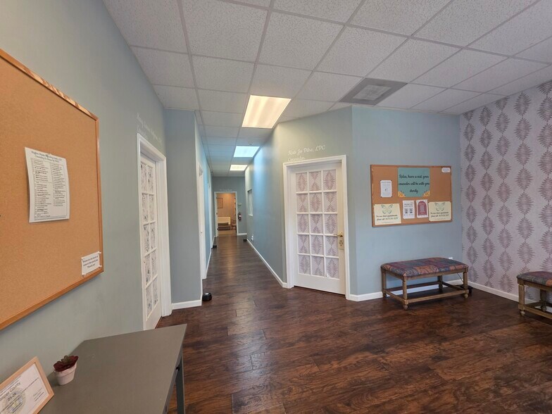 More Photos Of 149 Riverwalk Blvd, Ridgeland Storefront Retail Office For Sale
