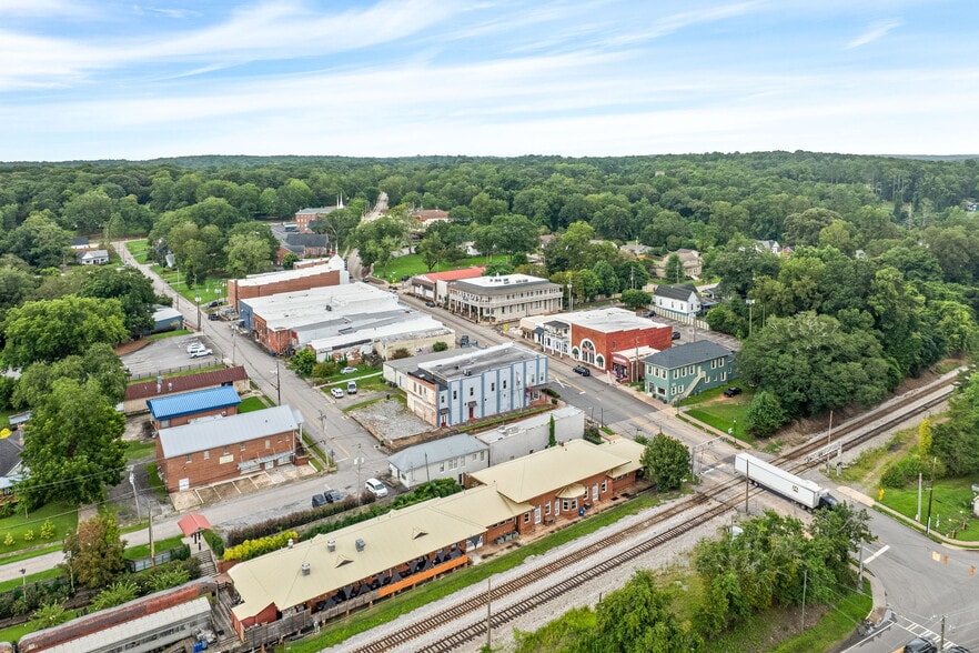 More Photos Of , Hogansville Unknown For Sale