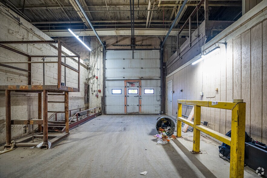 More Photos Of 10 Furnace St, Stanhope Manufacturing For Lease