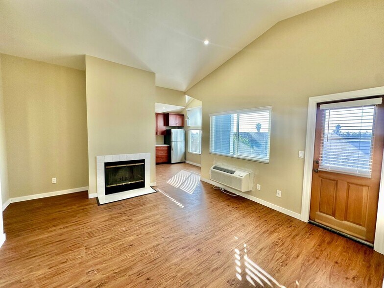 More Photos Of 4447 49th St, San Diego Apartments For Sale