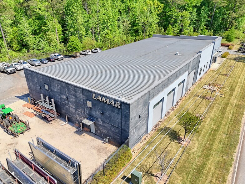 More Photos Of 241 Collins Industrial Blvd, Athens Light Distribution For Sale