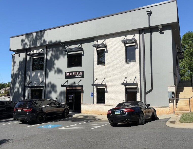 More Photos Of 47 Gramling St, Marietta General Retail For Sale
