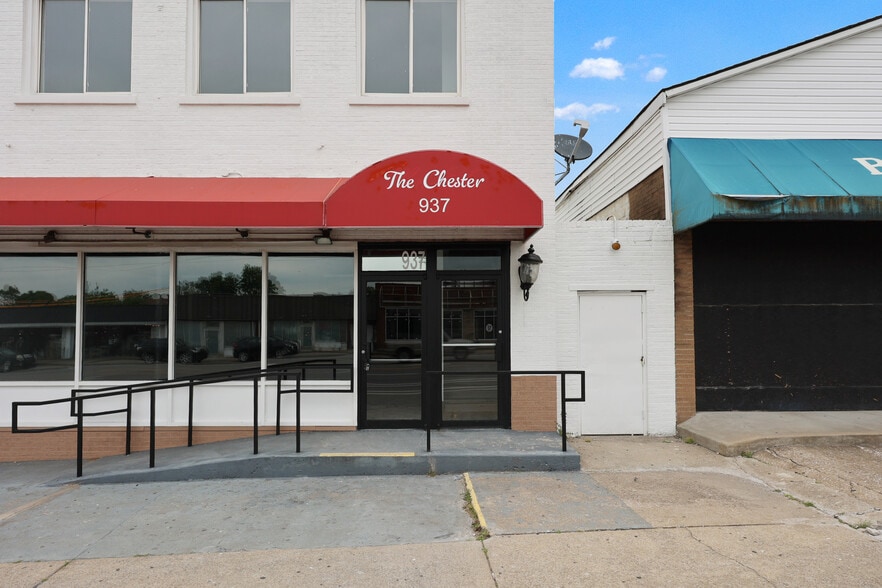 More Photos Of 937 Winchester Rd, Lexington Storefront For Lease