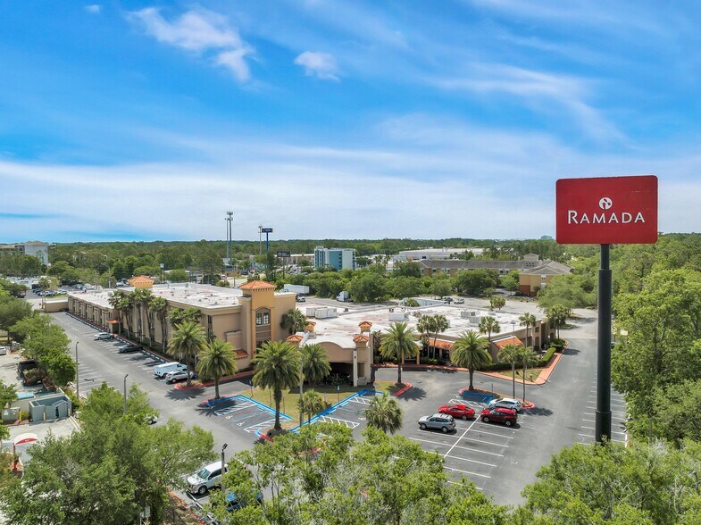 More Photos Of 9150 Baymeadows Rd, Jacksonville Hotel For Sale
