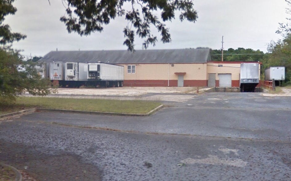 Primary Photo Of 19 Miller Rd, Howell Refrigeration Cold Storage For Sale