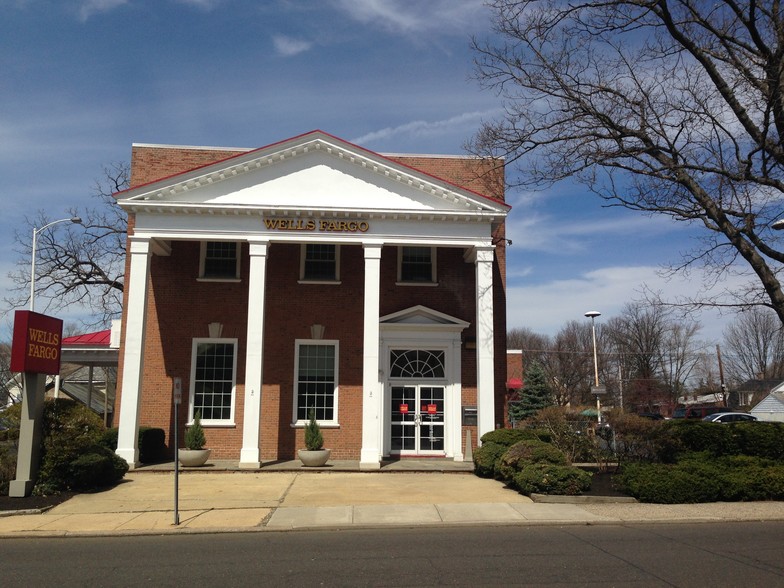 Primary Photo Of 115 W Court St, Doylestown Office For Lease