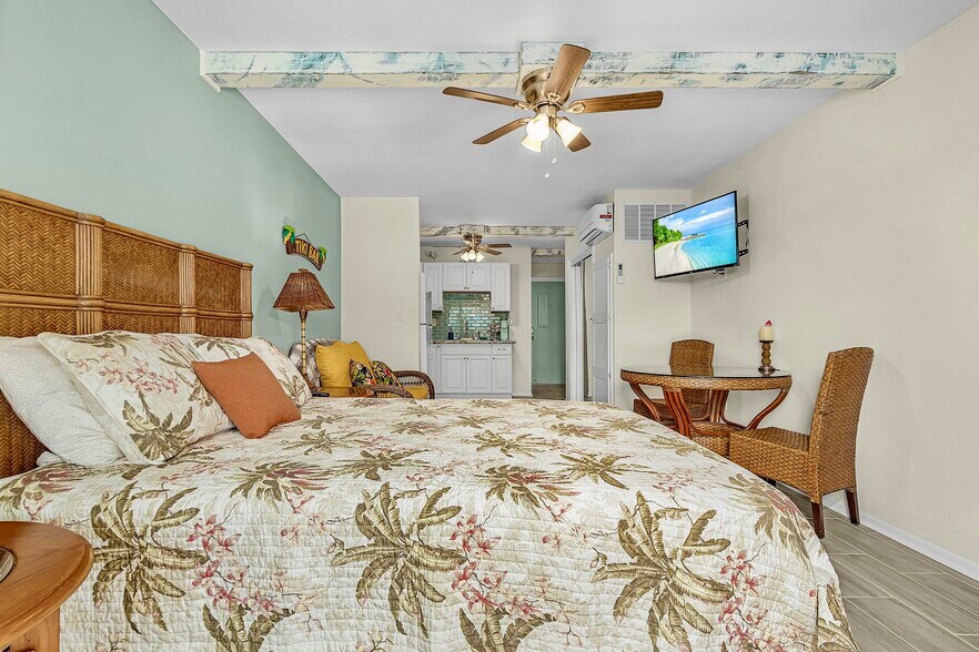 More Photos Of 3226 Stringfellow Rd, Saint James City Apartments For Sale