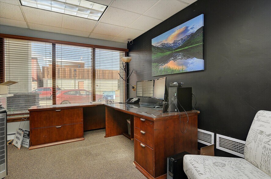 More Photos Of 130 W 2nd St, Salida Medical For Sale