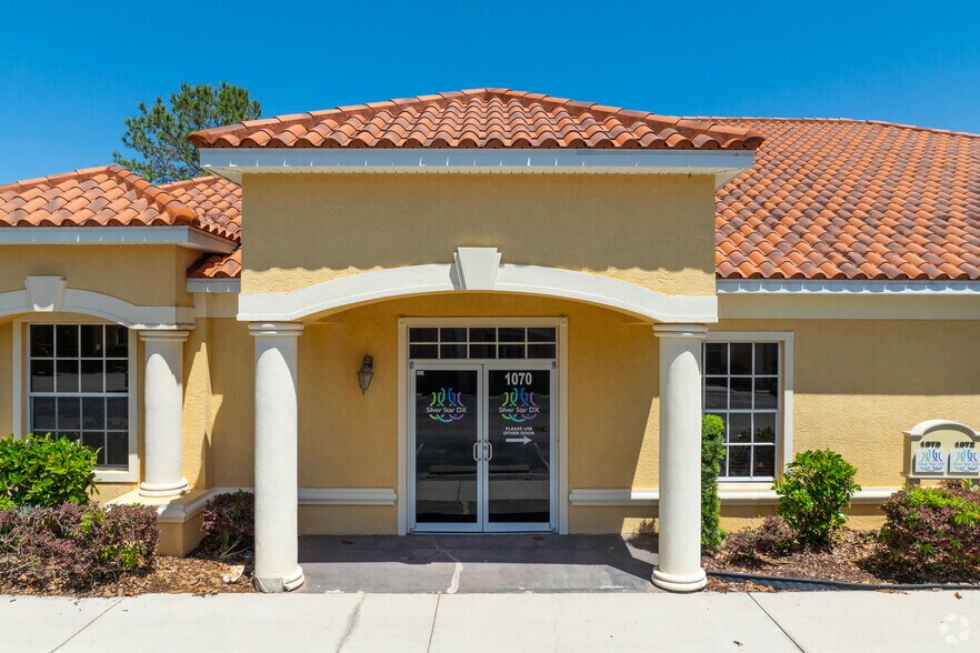More Photos Of 1070-1072 E Brandon Blvd, Brandon Medical For Lease