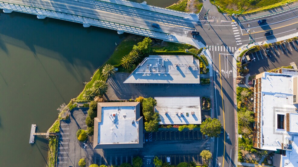 More Photos Of 1363-1375 S Eliseo Dr, Larkspur Medical For Lease