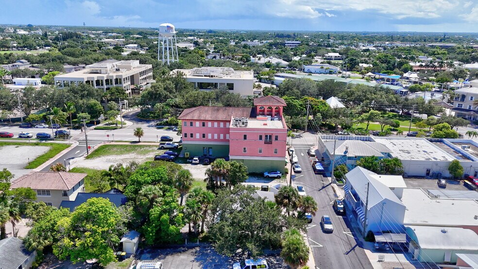 More Photos Of 309 SE Denver Ave, Stuart Office Residential For Lease