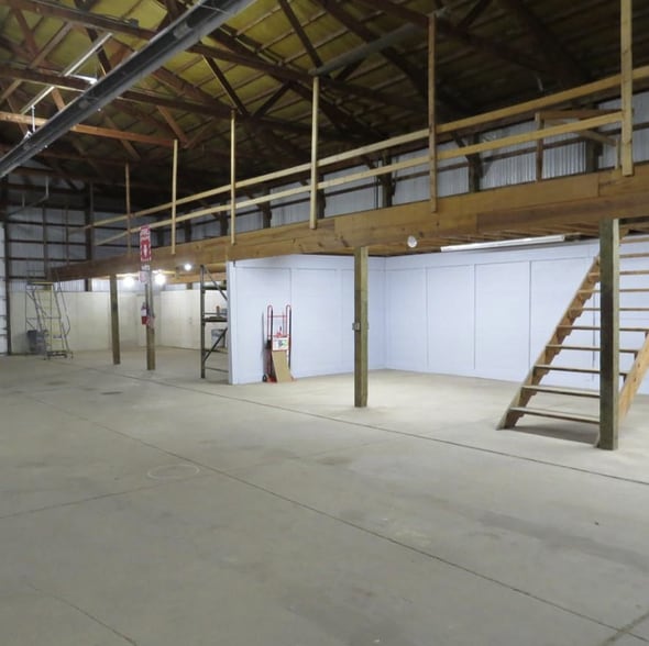 More Photos Of 1228 W 15th St, Lorain Freestanding For Lease