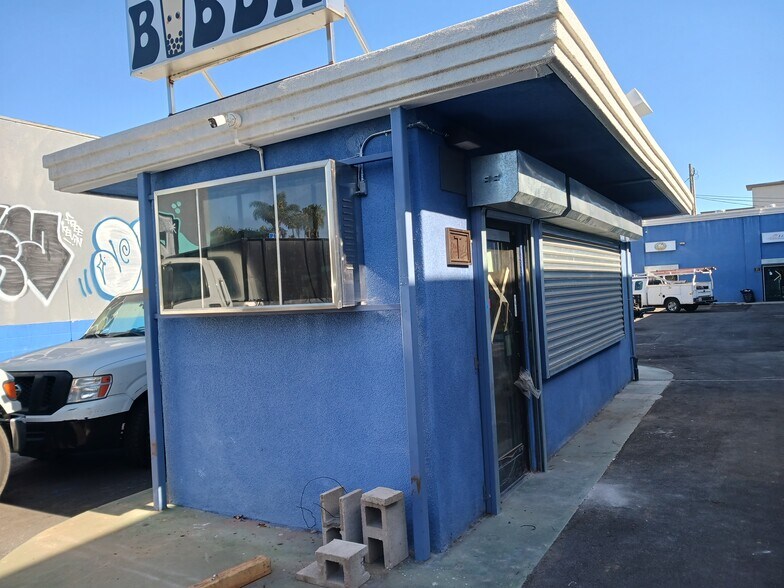 More Photos Of 222 E 10th St, Long Beach Restaurant For Lease