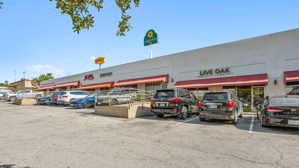 More Photos Of 12702 Toepperwein Rd, San Antonio General Retail For Sale