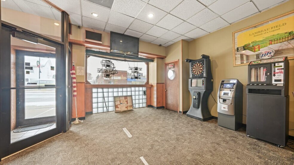 More Photos Of 210 Superior Ave, Tomah Bowling Alley For Sale