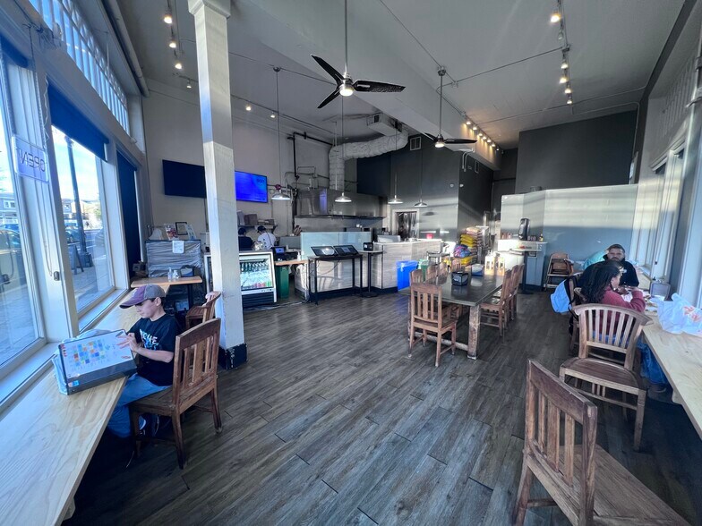 More Photos Of 6008 College Ave, Oakland Storefront Retail Residential For Sale