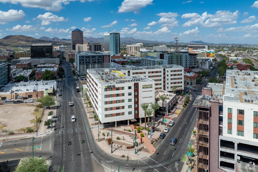 More Photos Of 350 E Congress St, Tucson Apartments For Lease