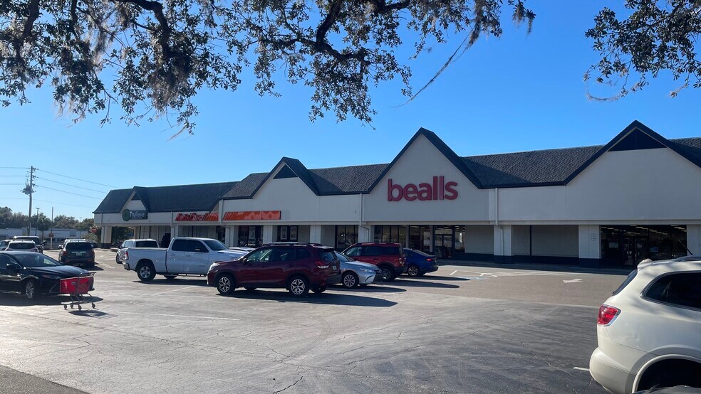 More Photos Of 1200 S Broad St, Brooksville Unknown For Lease
