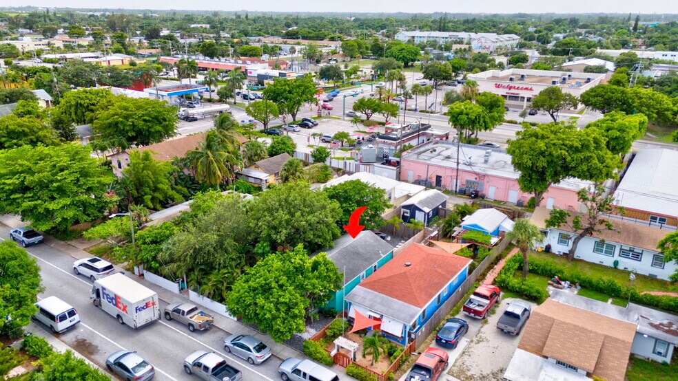 More Photos Of 517 S J St, Lake Worth Beach Apartments For Sale