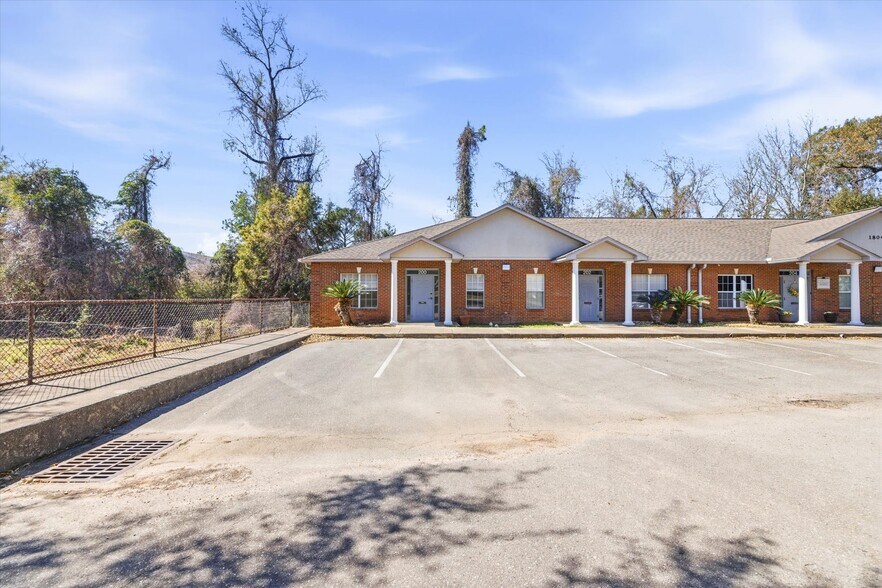 More Photos Of 1804 Miccosukee Commons Dr, Tallahassee Office For Sale