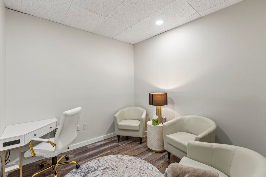 More Photos Of 14230 Park Center Dr, Laurel Office For Lease