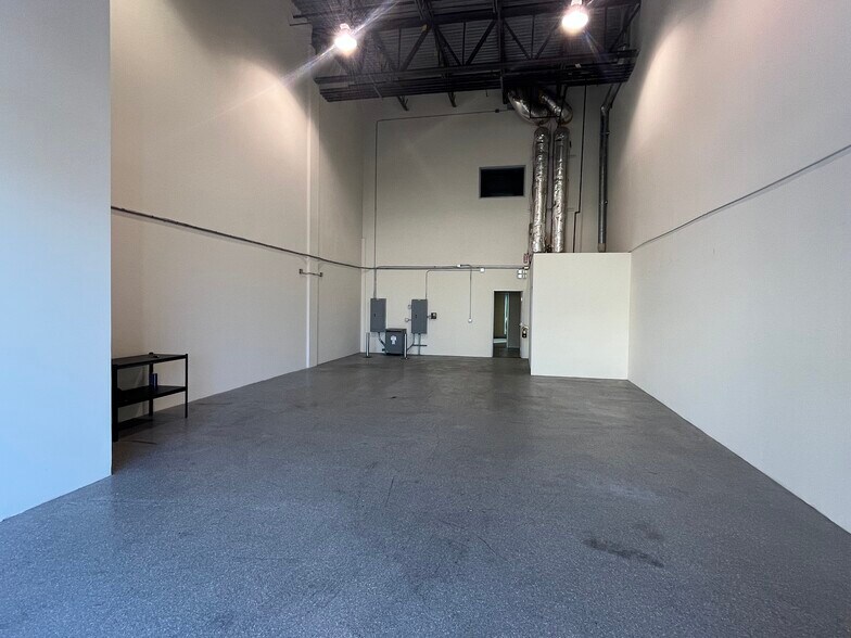 More Photos Of 28338 Constellation Rd, Valencia Research And Development For Sale