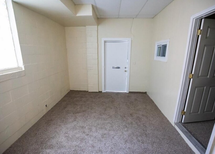 More Photos Of 1010 Kensington Ave, Buffalo Apartments For Sale