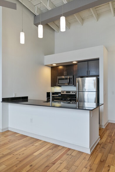 More Photos Of 601 Stockton St, Richmond Apartments For Sale