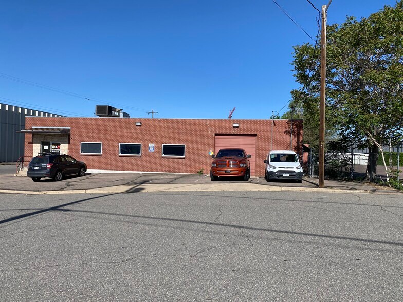 More Photos Of 951 Vallejo St, Denver Warehouse For Sale