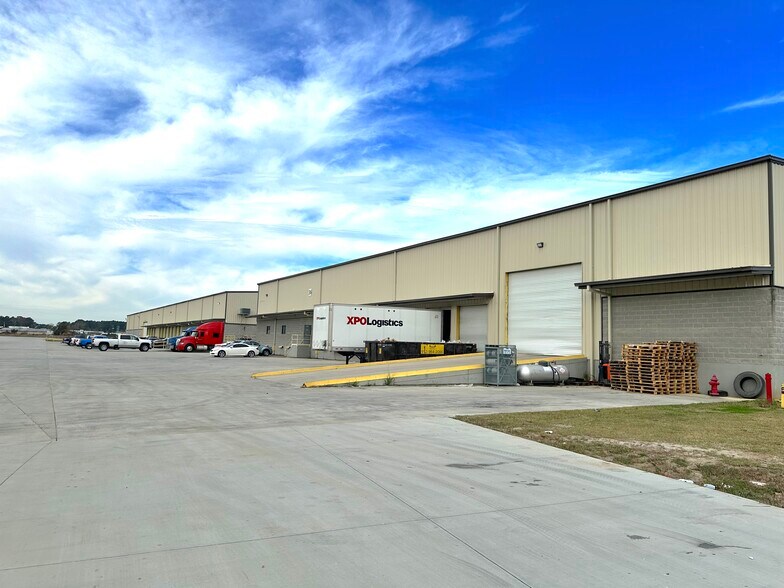 More Photos Of 5250 Old Louisville Rd, Pooler Warehouse For Lease