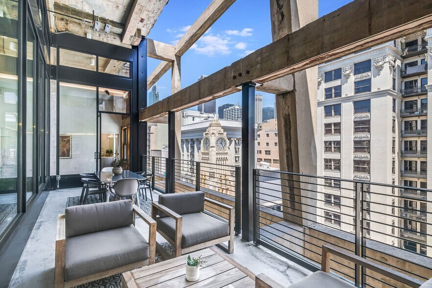 More Photos Of 808 S Broadway, Los Angeles Office For Lease