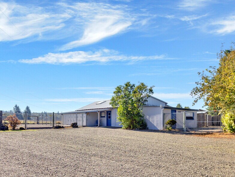 More Photos Of 44434 SE Coalman Rd, Sandy Light Manufacturing For Sale