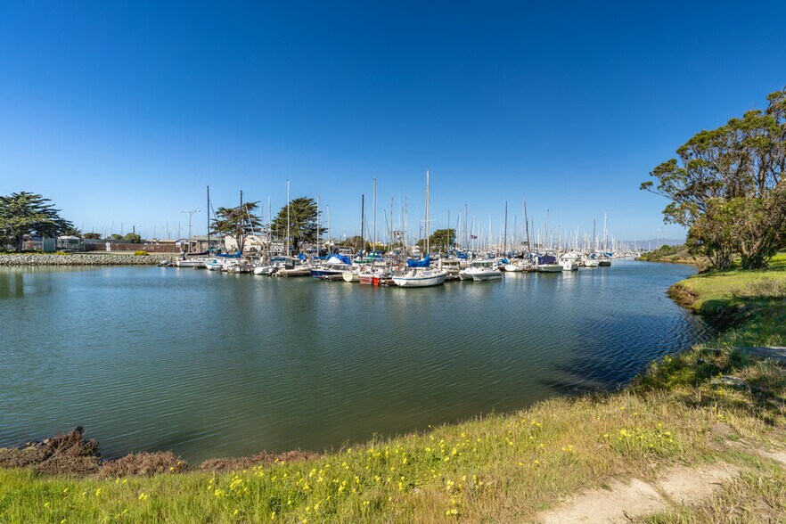 More Photos Of 8022 Moss Landing Rd, Moss Landing Storefront Retail Residential For Sale