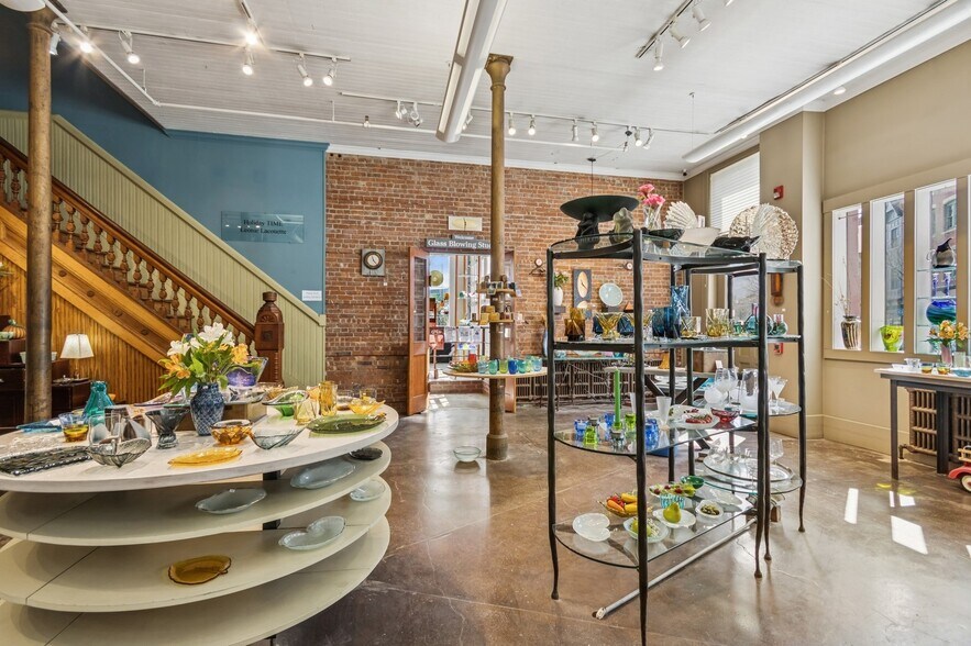 More Photos Of 162 Main St, Beacon Storefront Retail Residential For Sale