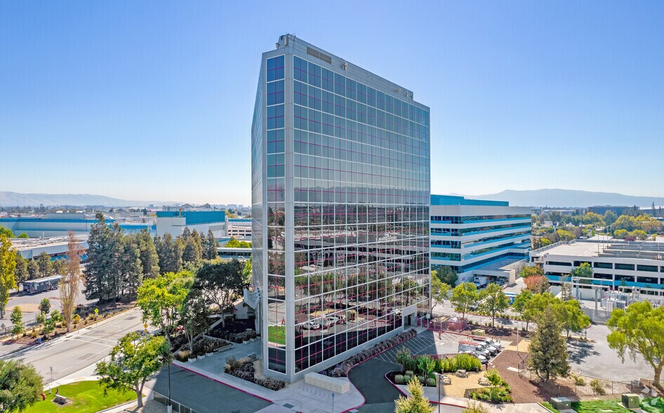 More Photos Of 2350 Mission College Blvd, Santa Clara Office For Lease