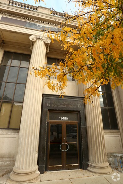 More Photos Of 13650 Michigan Ave, Dearborn Bank For Lease
