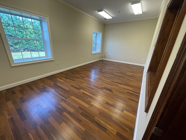 More Photos Of 9411 Jackson Trail Rd, Hoschton Light Distribution For Lease